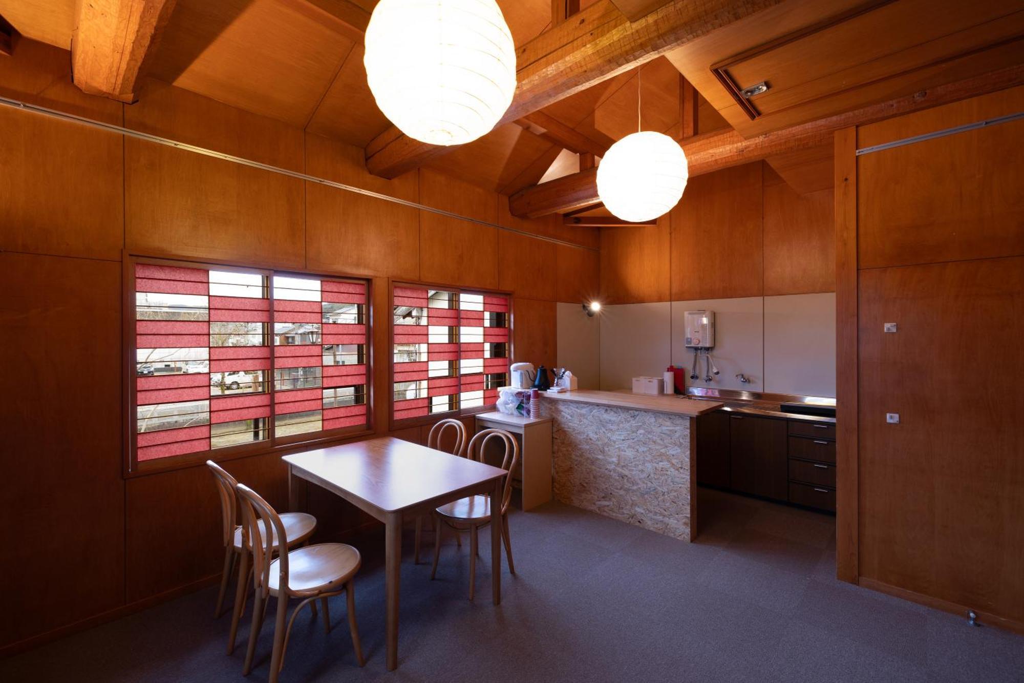 城崎温泉 Hostel Waraku Тойоока Екстер'єр фото