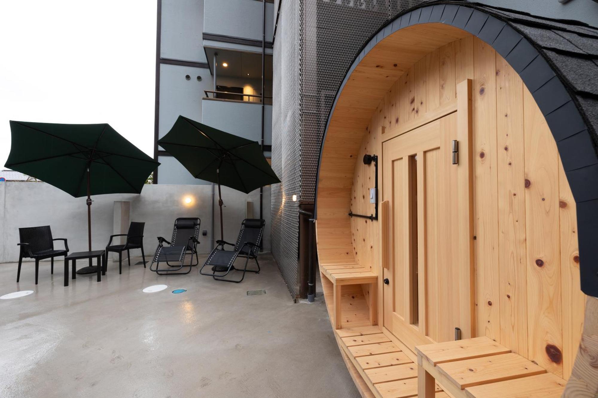 城崎温泉 Hostel Waraku Тойоока Екстер'єр фото